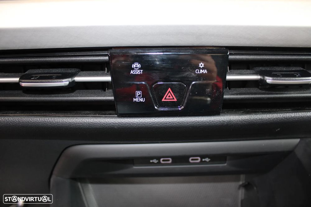 VW Golf 2.0 TDI Life - 23