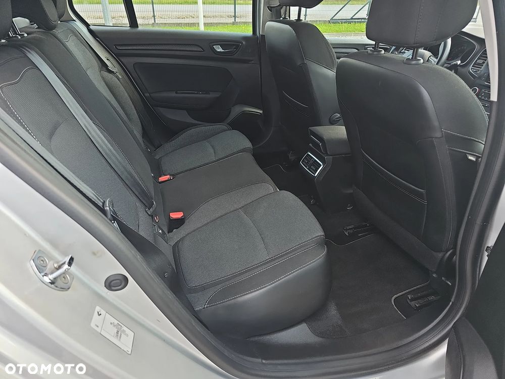 Renault Megane 1.5 Blue dCi Business - 22
