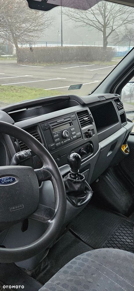 Ford Transit - 8