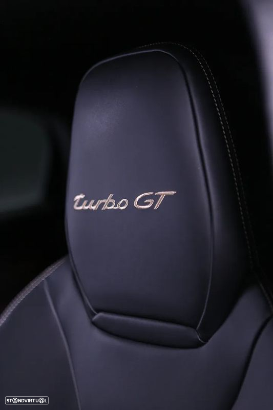 Porsche Cayenne Turbo GT - 15