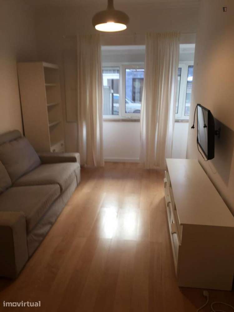 Apartamento com 2 quartos - localizado em Entrecampos Lisbon - Grande imagem: 3/25