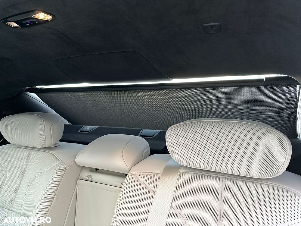 BMW Seria 7 - 28