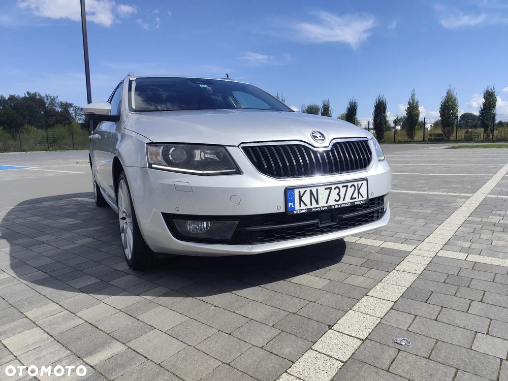 Skoda Octavia 2.0 TDI (Green tec) 4x4 DSG RS - 3
