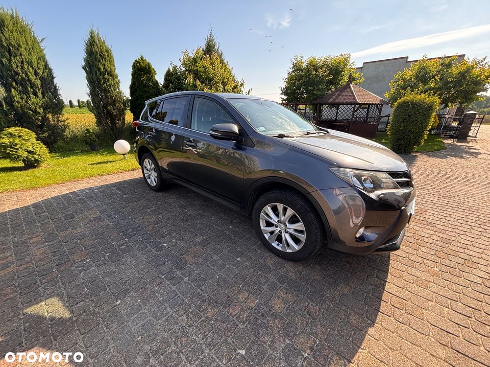 Toyota RAV4 - 1