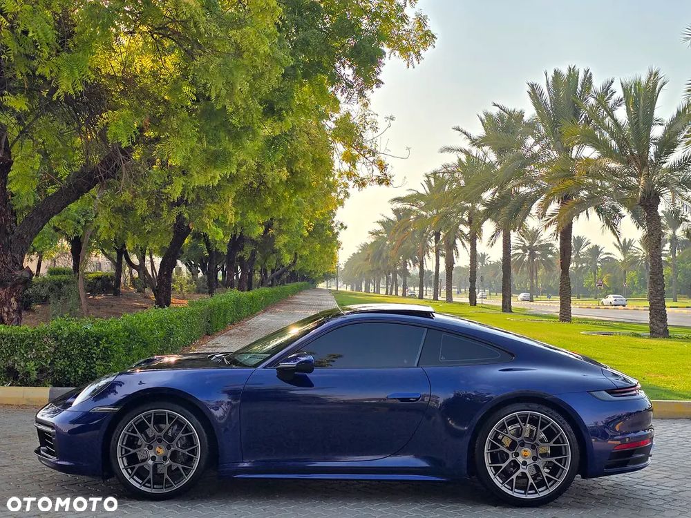 Porsche 911 Carrera - 7