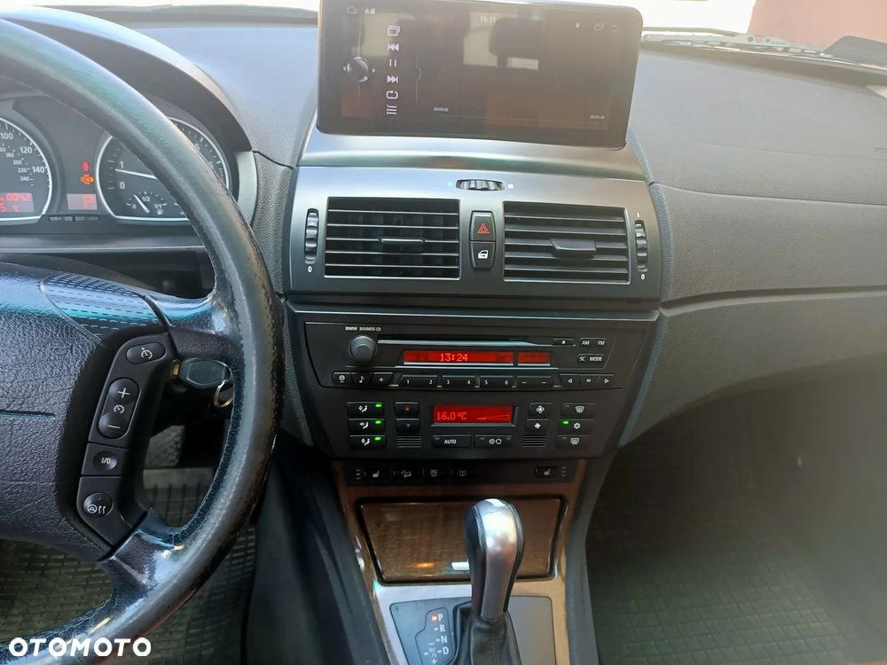 BMW X3 3.0i - 12