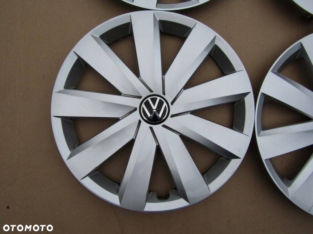 4x Kołpaki 16 VW Golf V VI VII VIII Jetta Caddy Eos Touran Passat B5 B6 B7 - 8