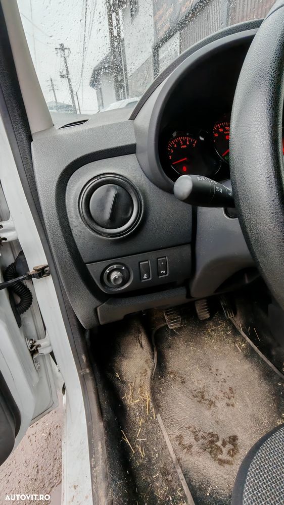 Dacia Dokker 1.6 102 CP Laureate - 11