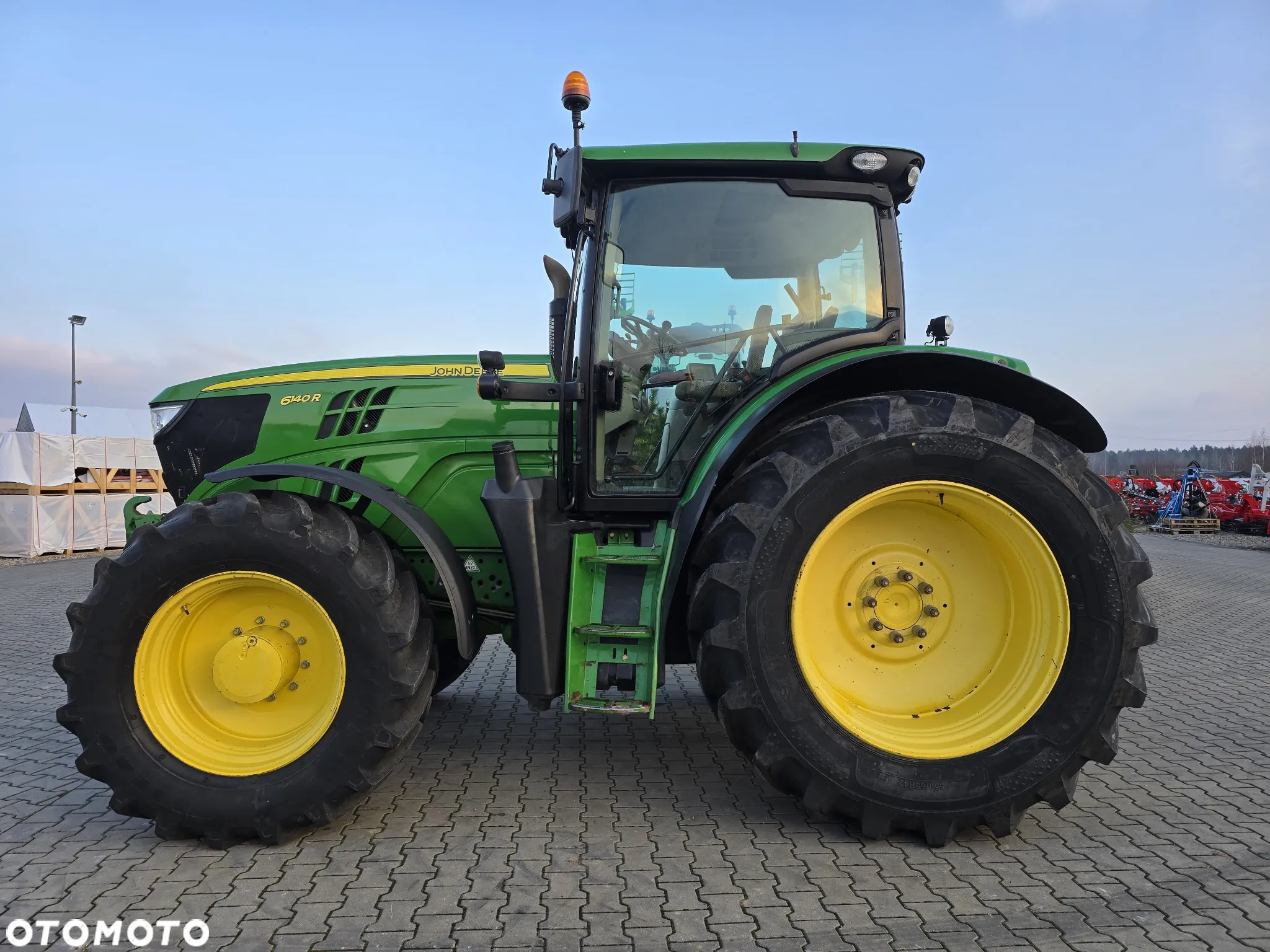 John Deere 6140R - 2