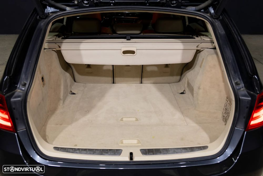 BMW 320 d xDrive Line Modern - 19
