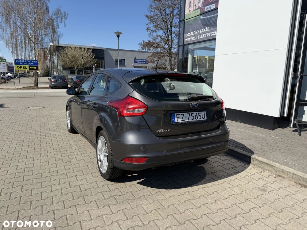 Ford Focus - 4