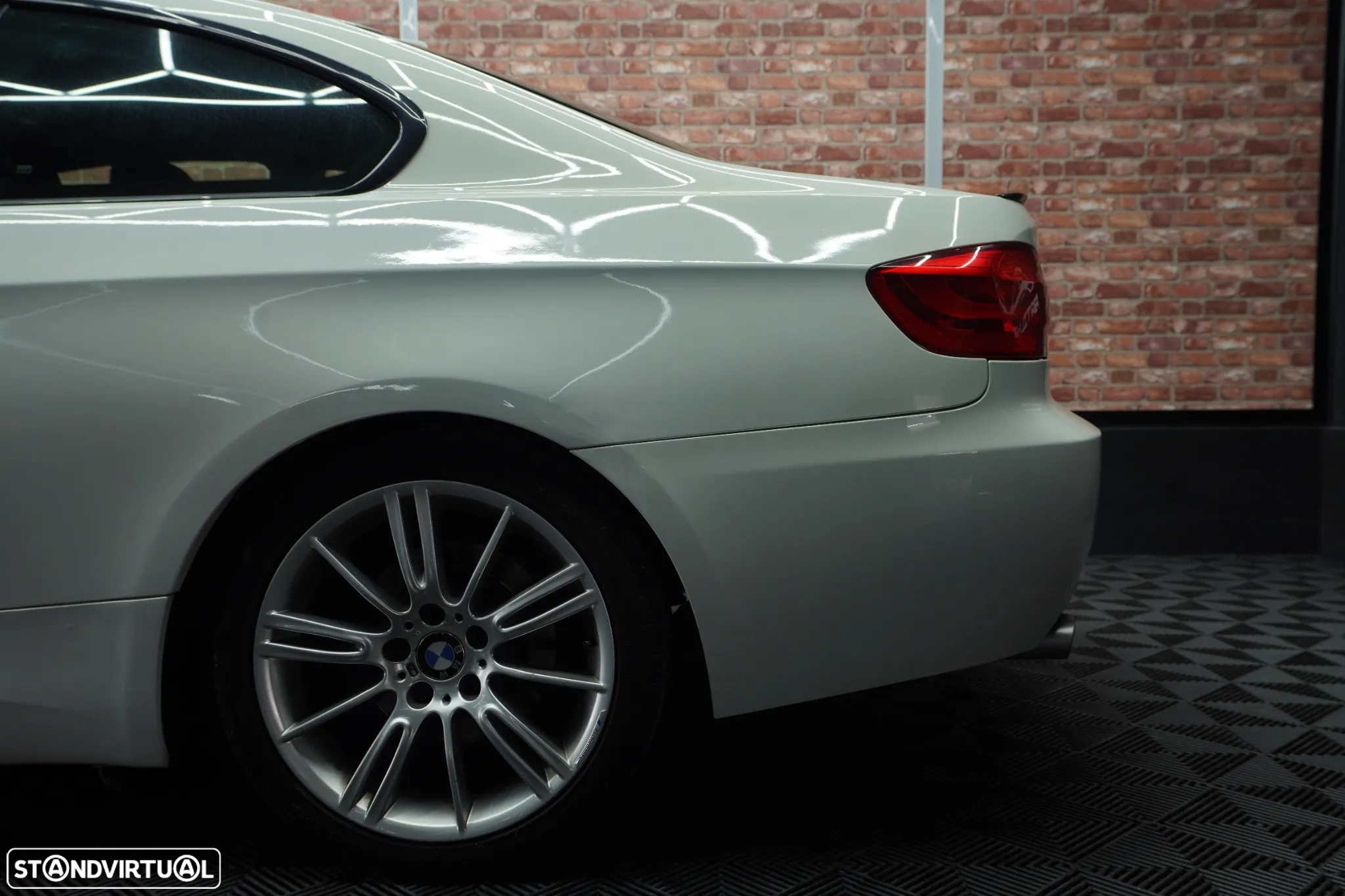 BMW 320 d Coupe Edição M Auto - 6