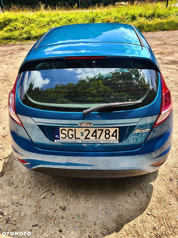 Ford Fiesta 1.25 Ambiente EU5 - 11