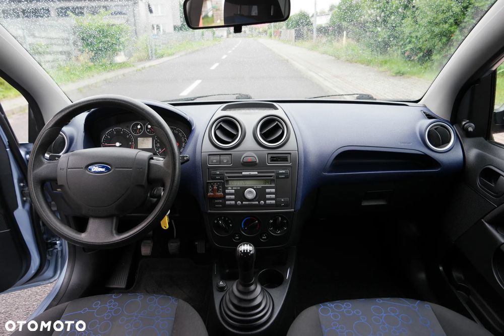 Ford Fiesta - 27