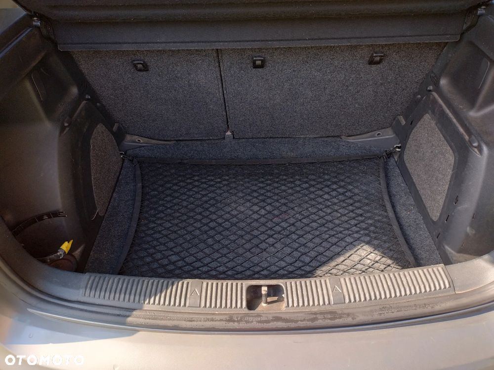 Skoda Fabia 1.4 16V Ambiente - 9