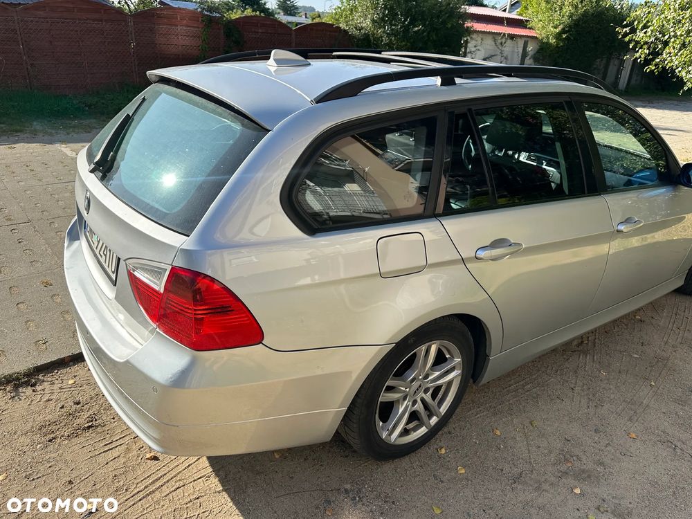 BMW Seria 3 - 12