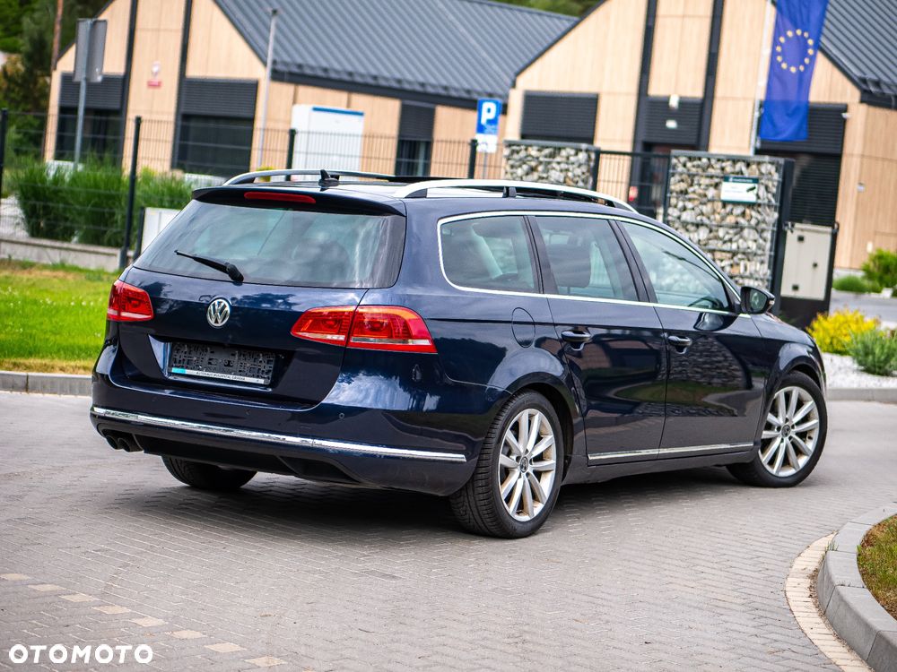 Volkswagen Passat 2.0 TDI Highline - 15
