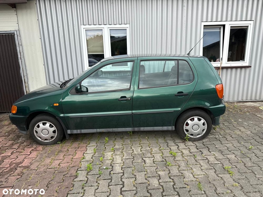 Volkswagen Polo - 2