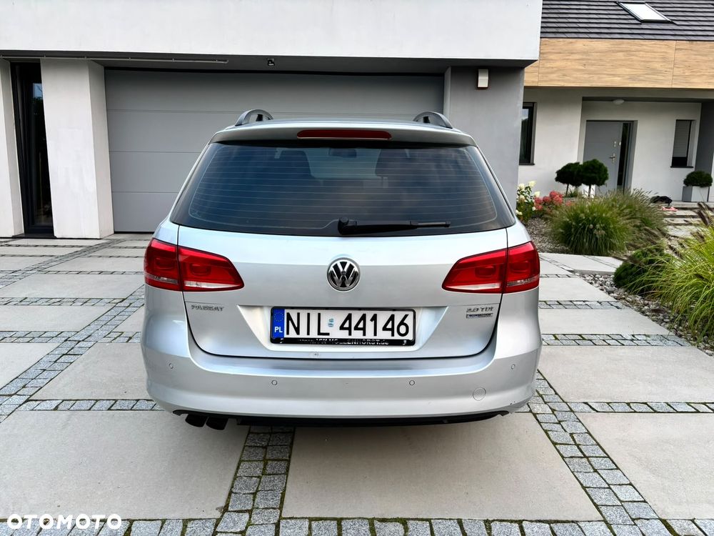 Volkswagen Passat 2.0 TDI Comfortline DSG - 8
