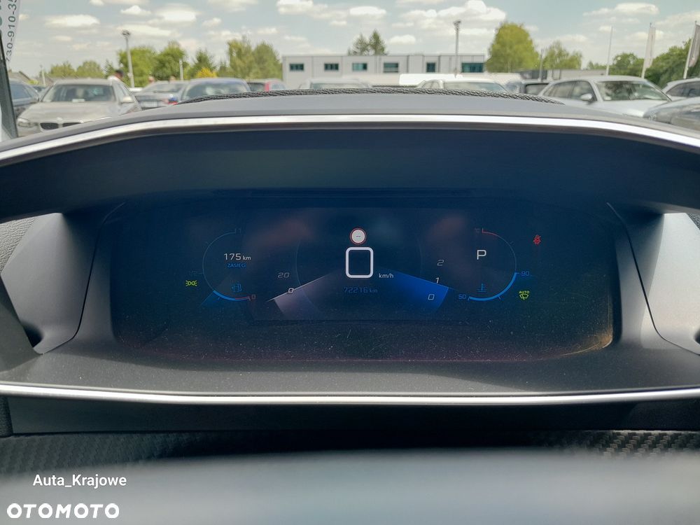 Peugeot 208 PureTech 100 EAT8 Allure - 20