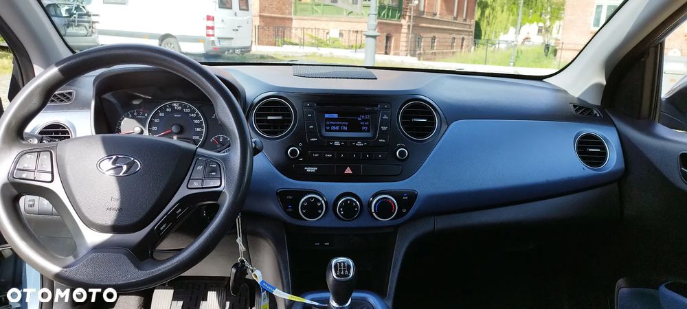 Hyundai i10 1.0 YES Gold - 8
