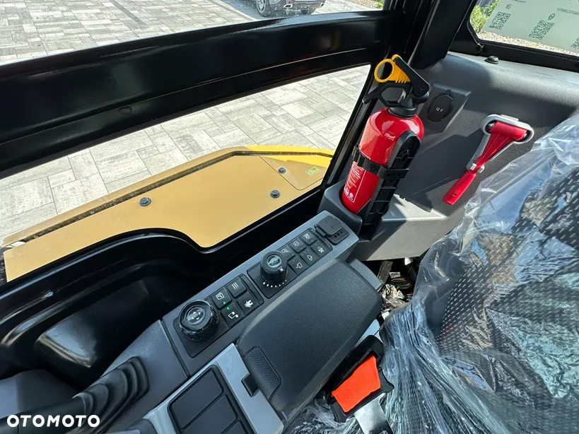 Caterpillar 302.7 FABRYCZNIE NOWA ! - 34