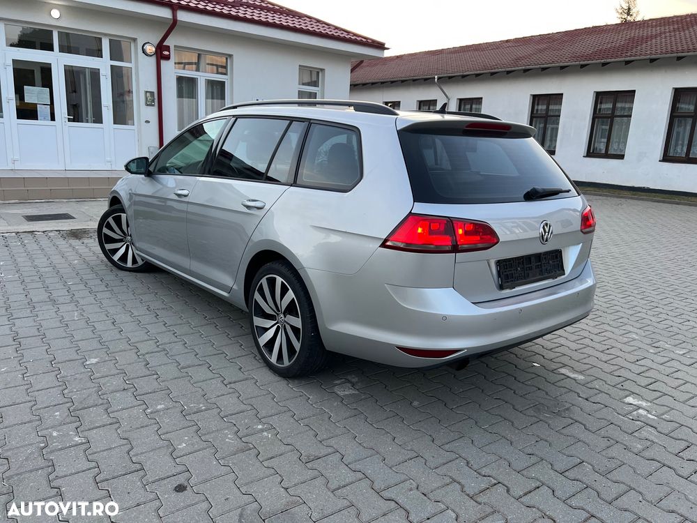 Volkswagen Golf - 13