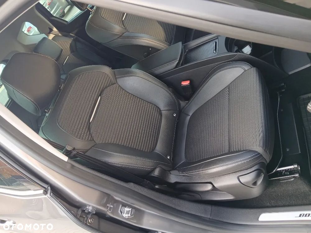 Renault Scenic BLUE dCi 120 EDC BOSE EDITION - 27