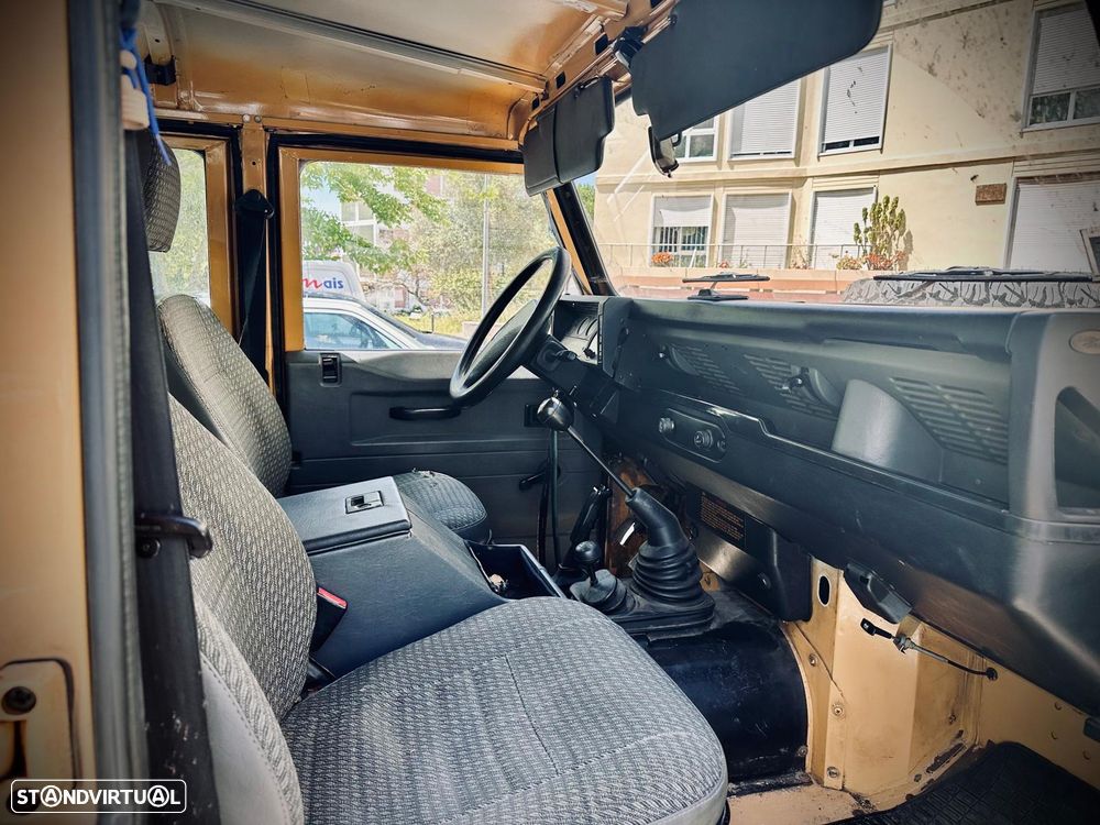 Land Rover Defender 110 2.5 TDi Metal Top - 27