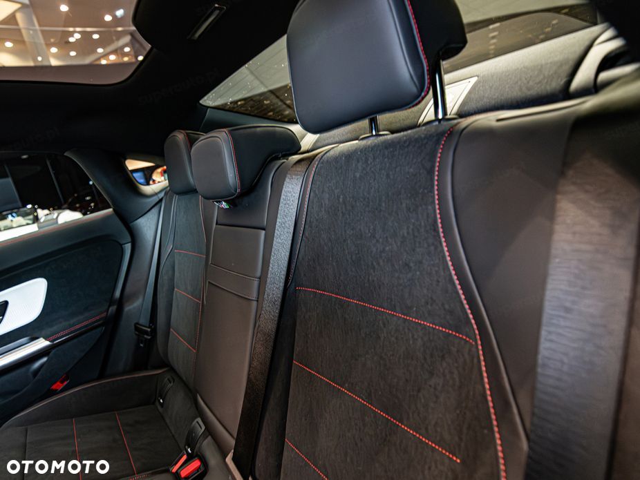 Mercedes-Benz CLA 200 mHEV 8G-DCT - 18