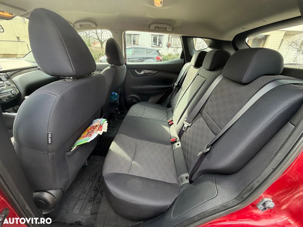 Nissan Qashqai 1.6L dCi Start/Stop 4X4-i Tekna - 15