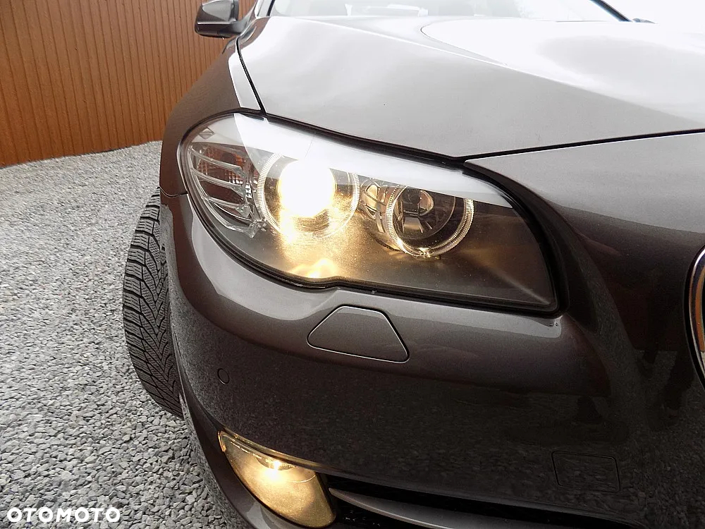BMW Seria 5 - 25
