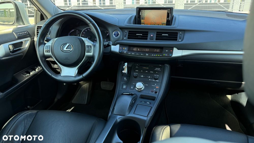 Lexus CT 200h Prestige - 13