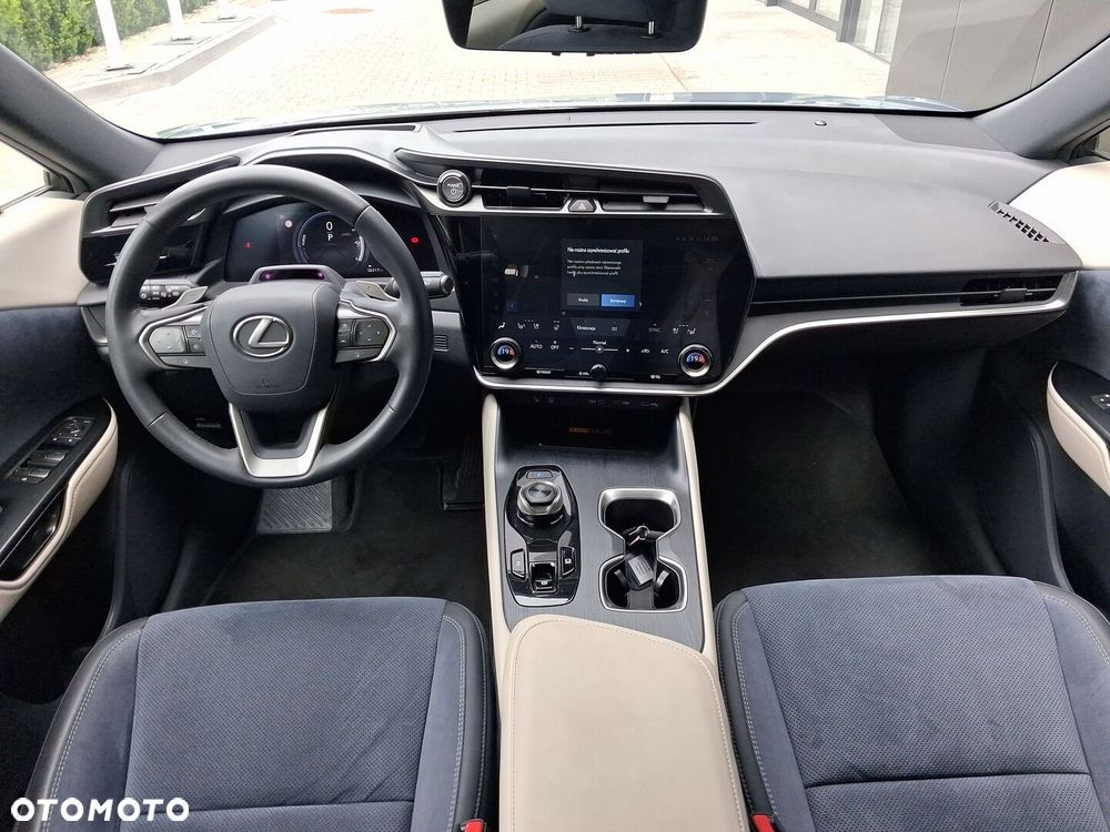 Lexus RZ 450e Omotenashi DIRECT4 - 11