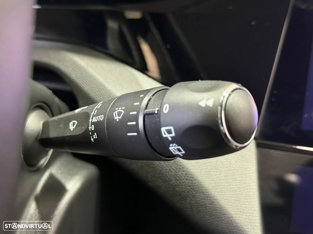 Peugeot 308 SW 1.6 Hybrid Allure e-EAT8 - 30