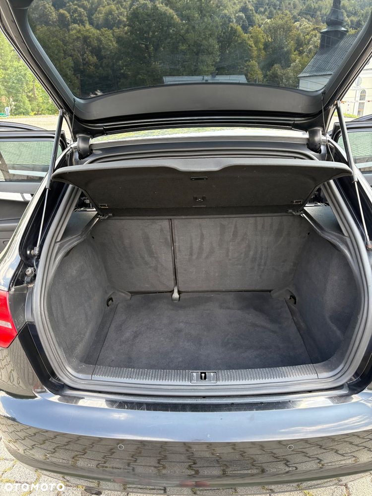 Audi A3 Sportback 1.6 TDI DPF Ambition - 5