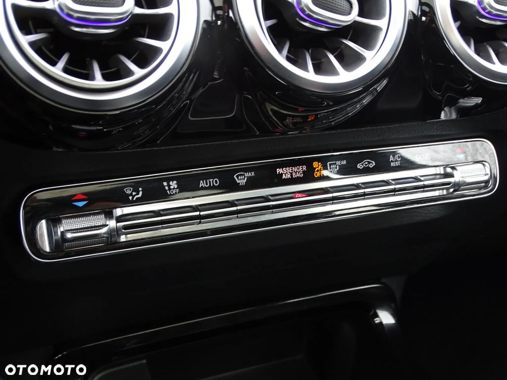 Mercedes-Benz Klasa B 180 Style - 23