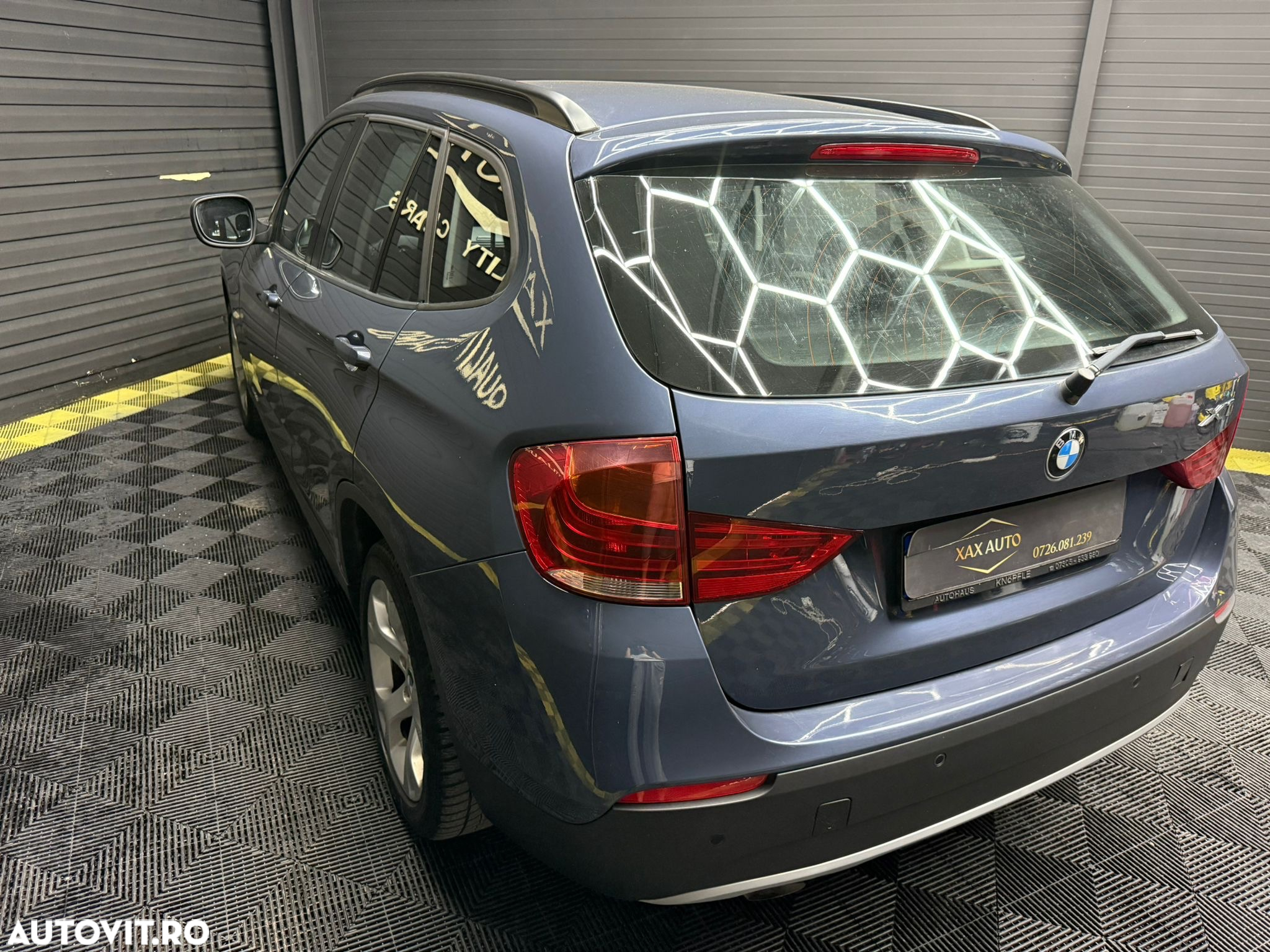 BMW X1 xDrive18d xLine - 3
