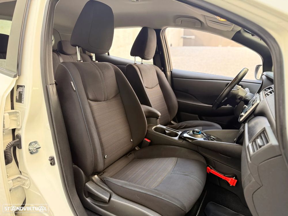 Nissan Leaf Acenta - 24