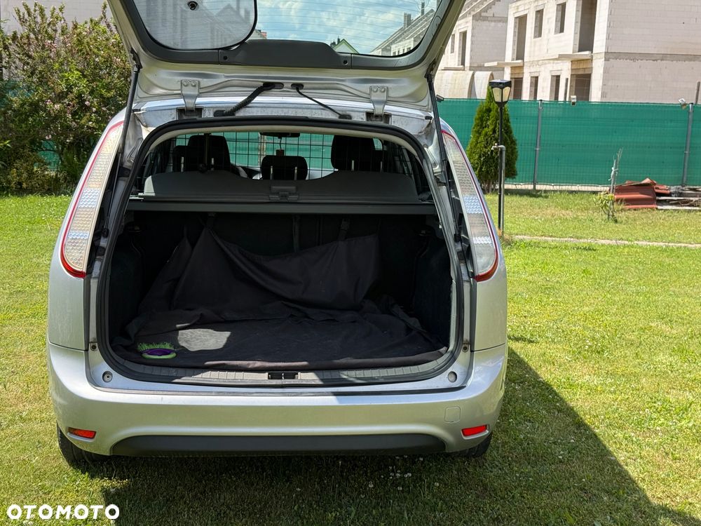 Ford Focus 1.6 TDCi Ambiente - 25