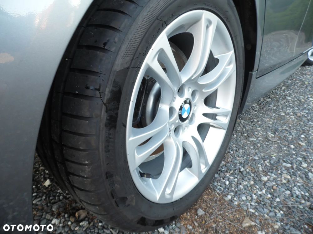 BMW Seria 5 525d xDrive Sport-Aut - 12