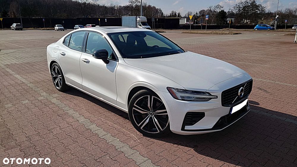 Volvo S60 T8 Twin Engine AWD Geartronic RDesign - 3