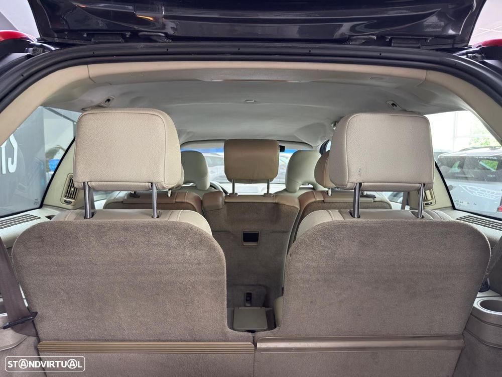 Volvo XC 90 2.4 D5 7L Nivel 3 Auto. - 16