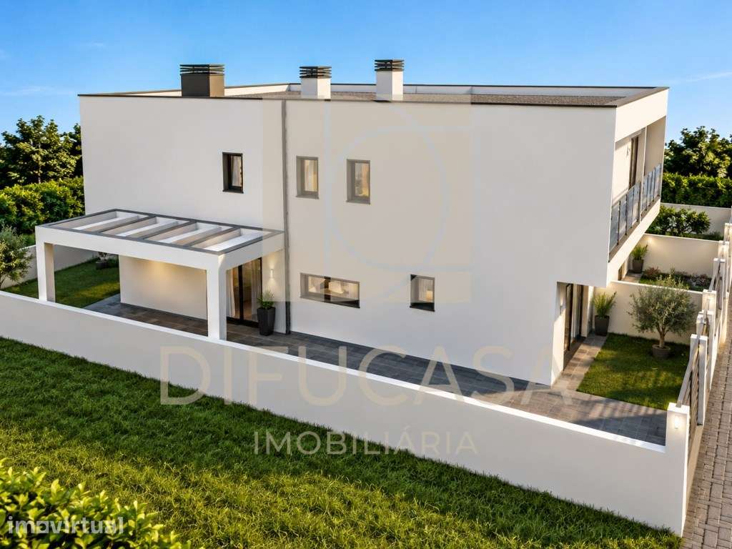 R370 MORADIA T3 COM GARAGEM E SUITE - Grande imagem: 3/13