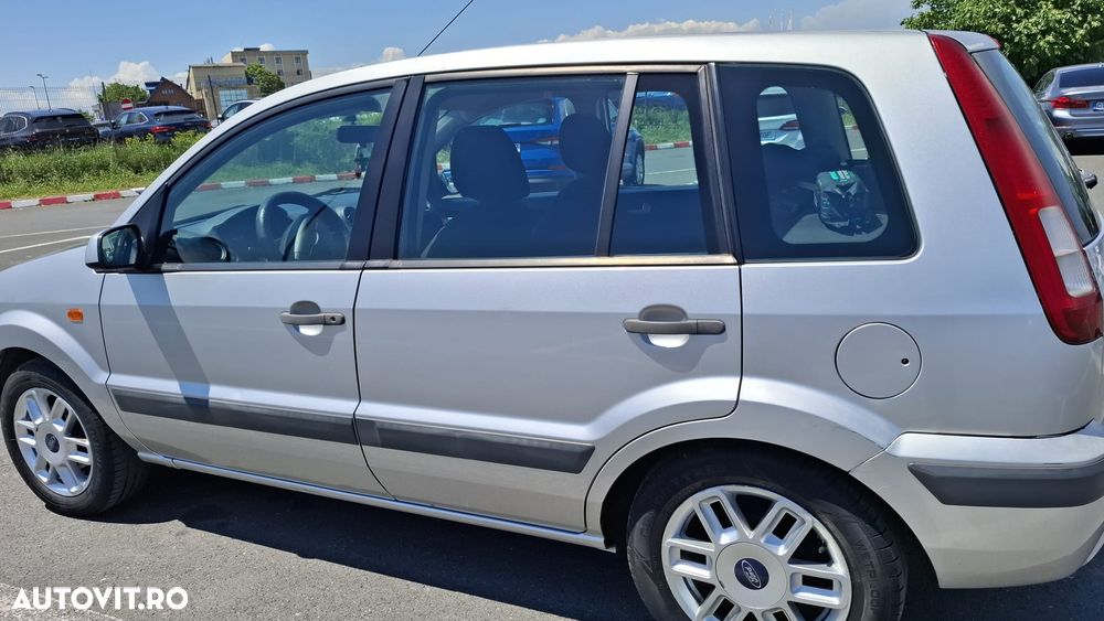 Ford Fusion 1.6 Trend - 4