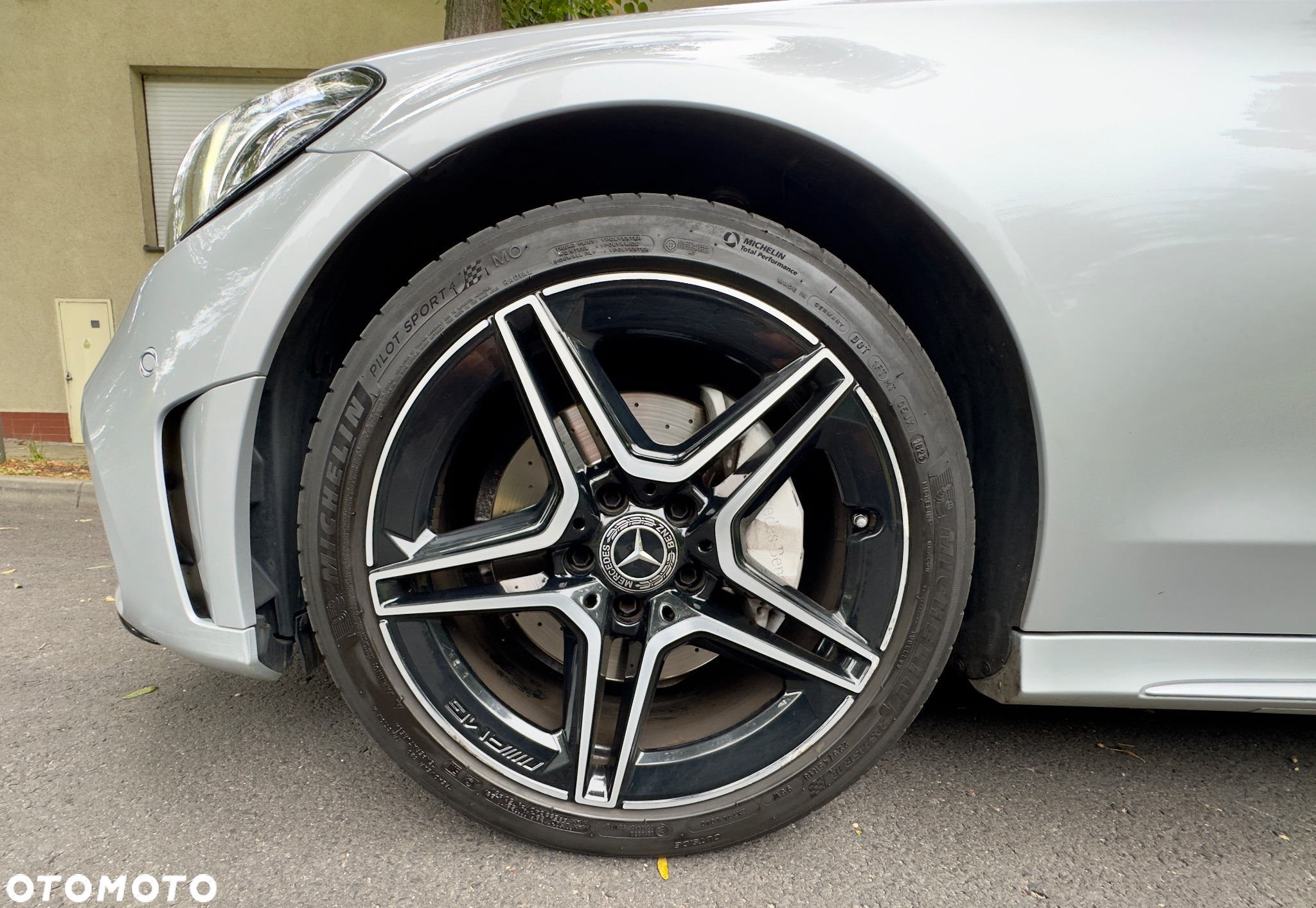 Mercedes-Benz Klasa C 180 9G-TRONIC - 9
