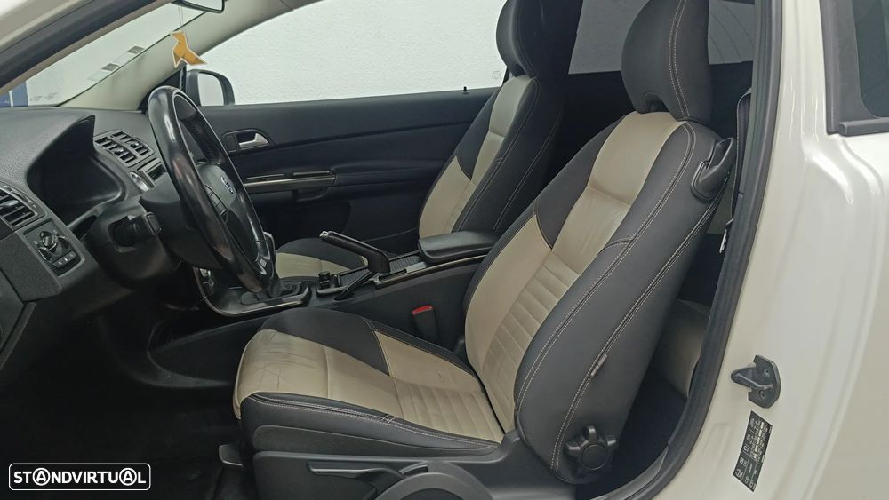 Volvo C30 D2 RDesign Edition - 13