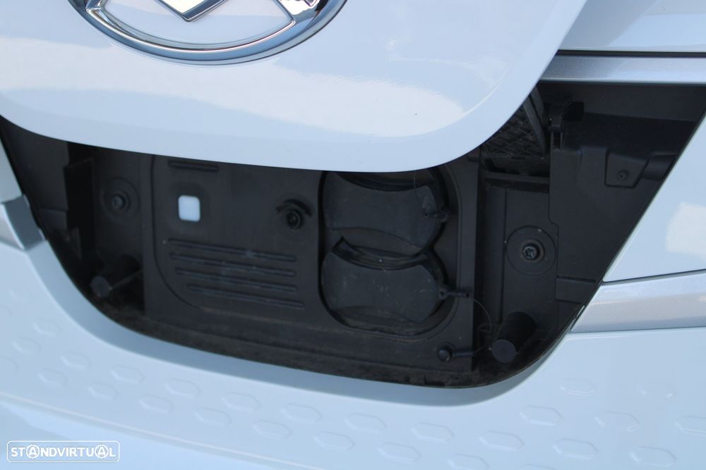 Maxus eDeliver 3 35 kWh SWB - 21