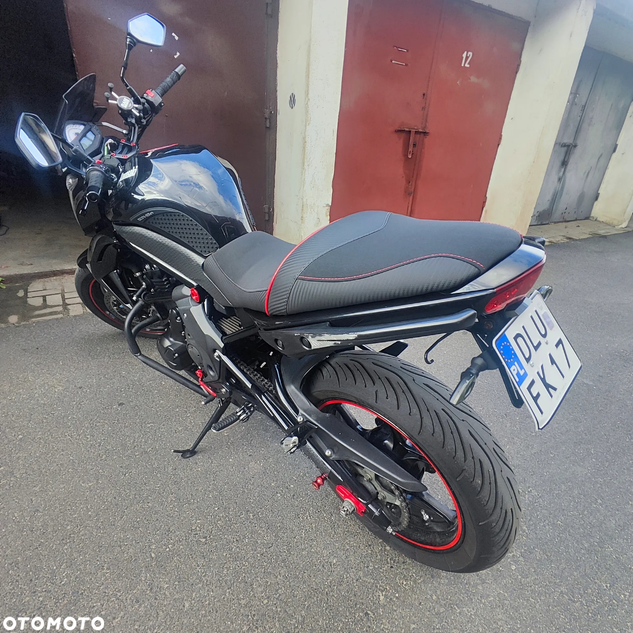 Kawasaki ER - 7