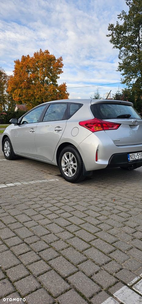 Toyota Auris 1.4 D-4D Active - 8